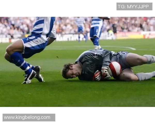 足球十字韧带断裂后复出的球星们如何重返巅峰并改写职业生涯